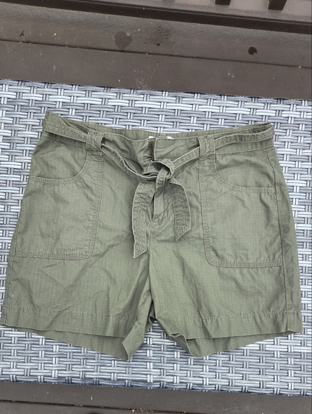 Kate Hill Olive Tie-Waist Utility Bermuda Shorts Size 10P